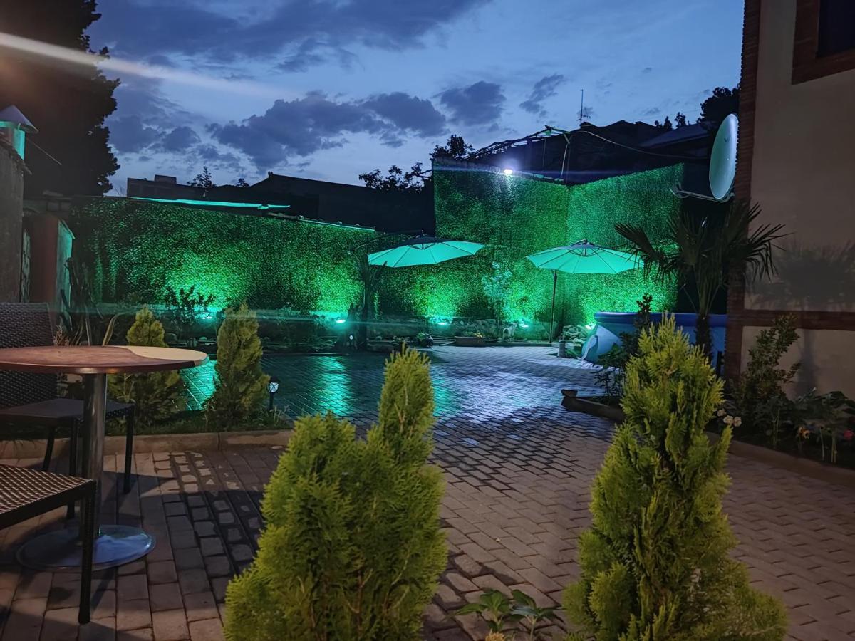 Guest House Spartak Тбилиси Экстерьер фото