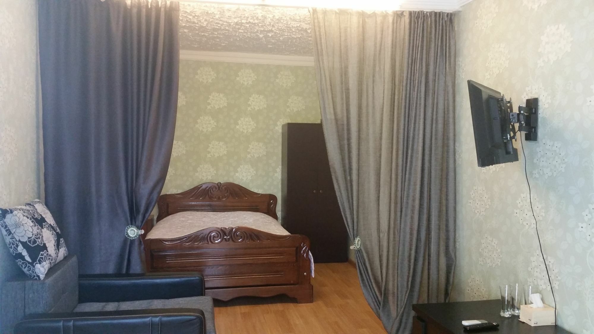 Guest House Spartak Тбилиси Экстерьер фото